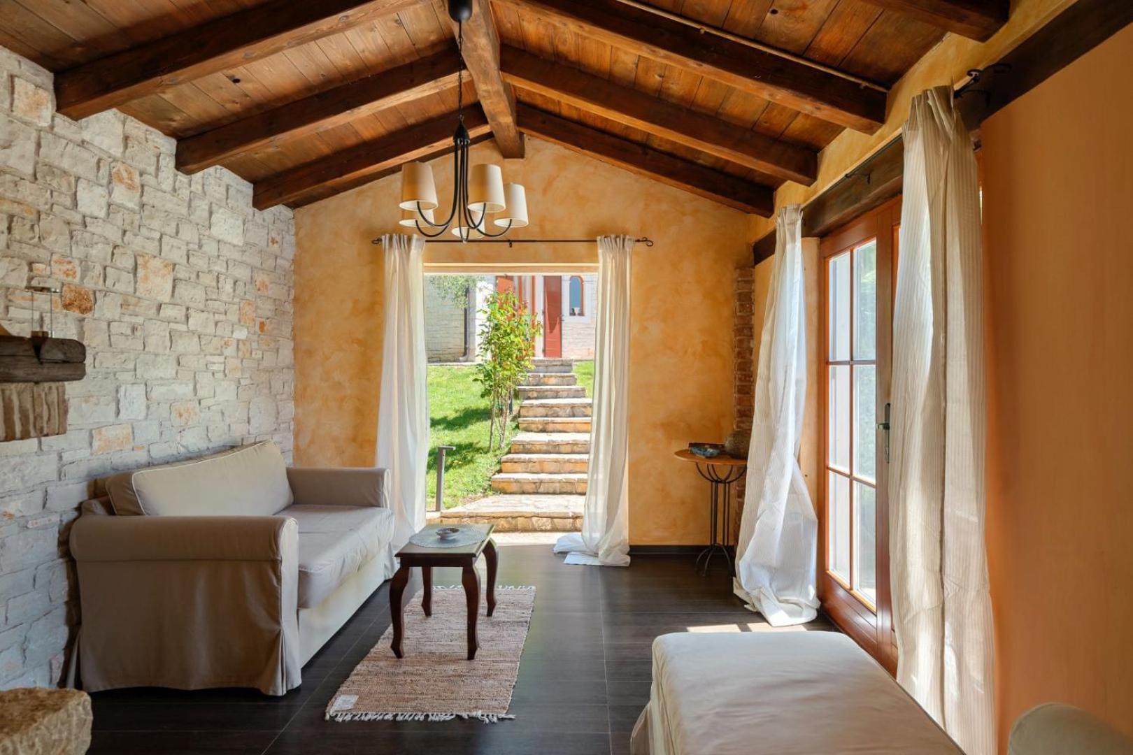 Rustic Villa Cehici With Pool In Sveti Lovrec Jehnici Bagian luar foto
